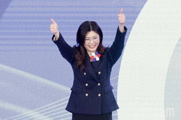 浩鼎中心 郑丽文公布新人事：牛煦庭、江怡臻任国民党发言人